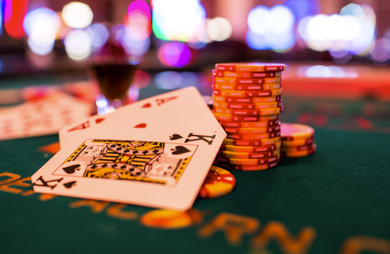 What Is Insurance In Blackjack (& Should You Say Yes or No)?