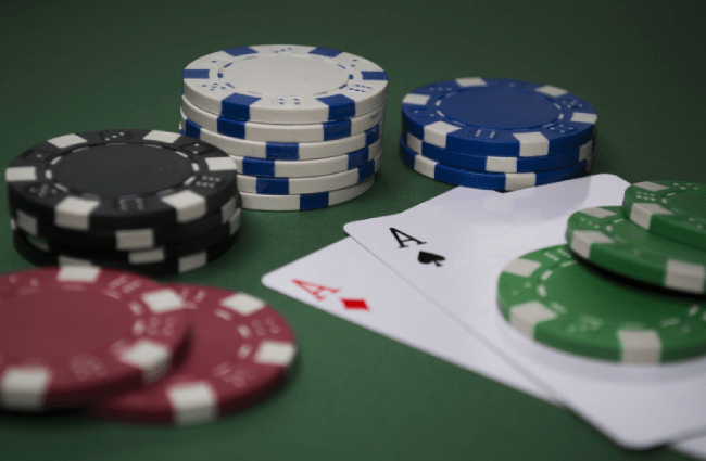 Is 3 Card Poker Better Than Blackjack?